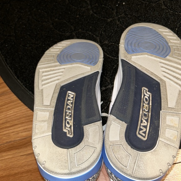 Mens AIR JORDAN 3 RETRO “UNC” - Picture 7 of 7